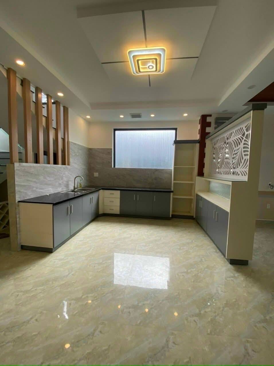 Hạ 700tr còn 6,8 tỷ Bán nhanh Nhà 2 mặt tiền đường Nguyễn Siêu, P7, Đà Lạt - Ảnh 3